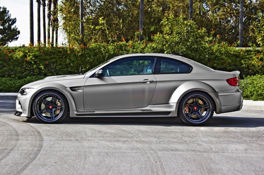  BMW M3 GTRS3 by Vorsteiner 2010 года  (фото 4 из 7)